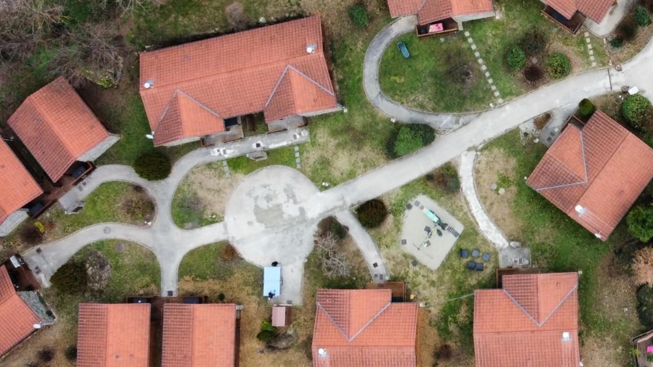 Le Hameau du Comté de Foix Aparthotel Mercus-Garrabet Exterior foto